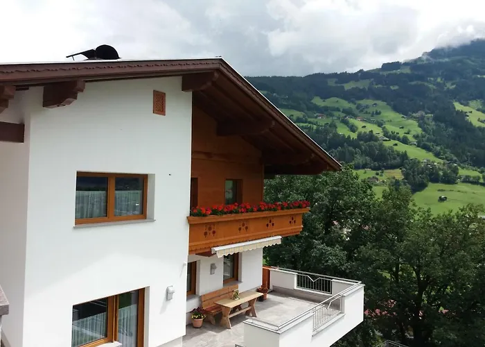 Ferienwohnung Hippach - Monika Sporer